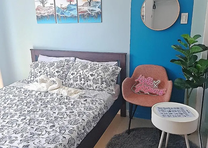 Azure Staycation By Star *